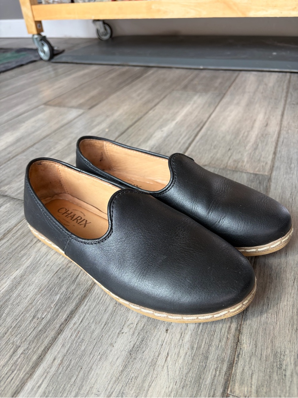 Charix Black Leather W7.5
